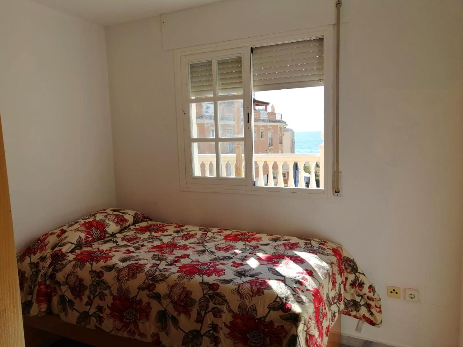 Lovely Penthouse In Front Of The Beach With Free Parking Малага Екстериор снимка