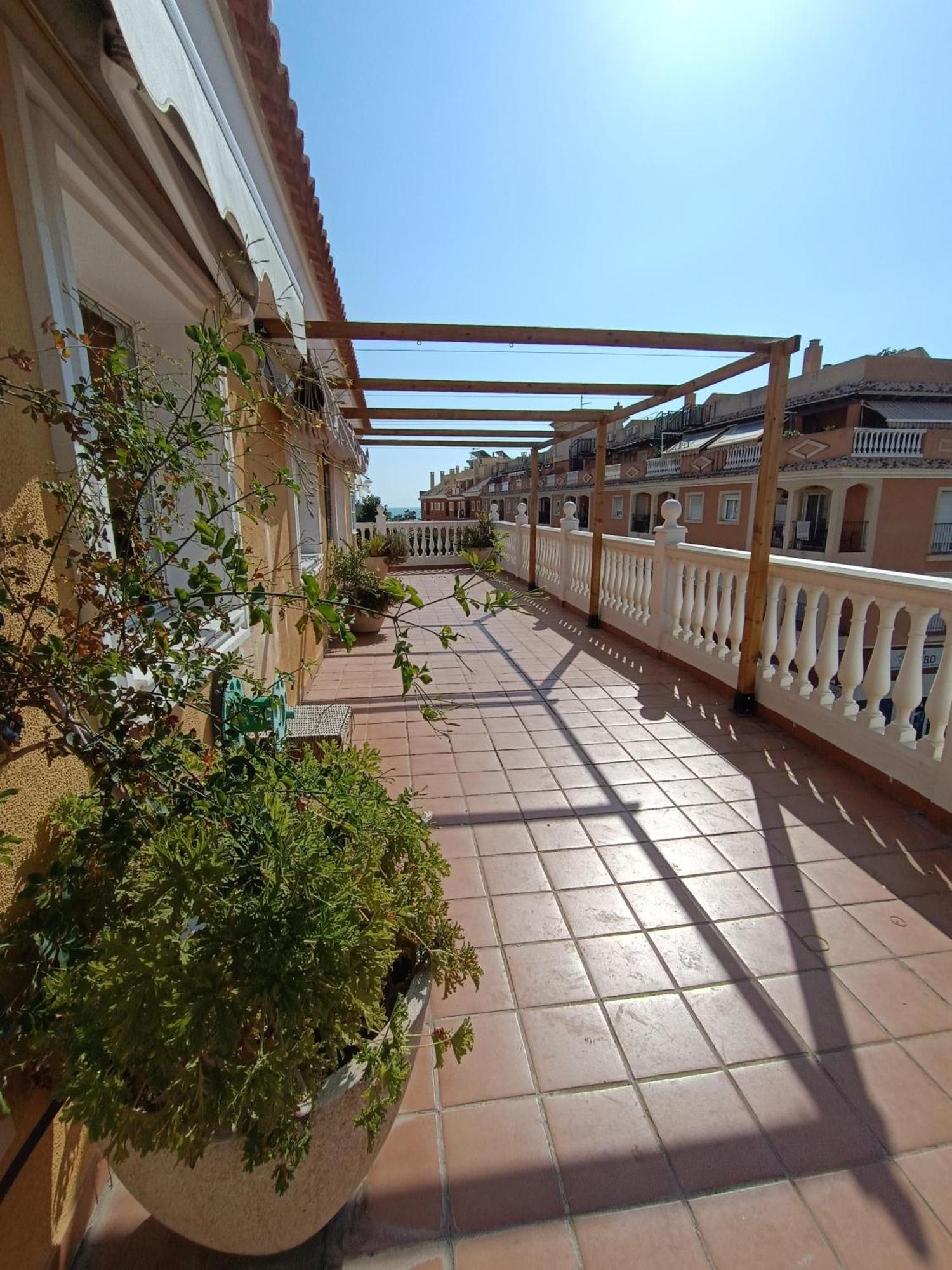 Lovely Penthouse In Front Of The Beach With Free Parking Малага Екстериор снимка